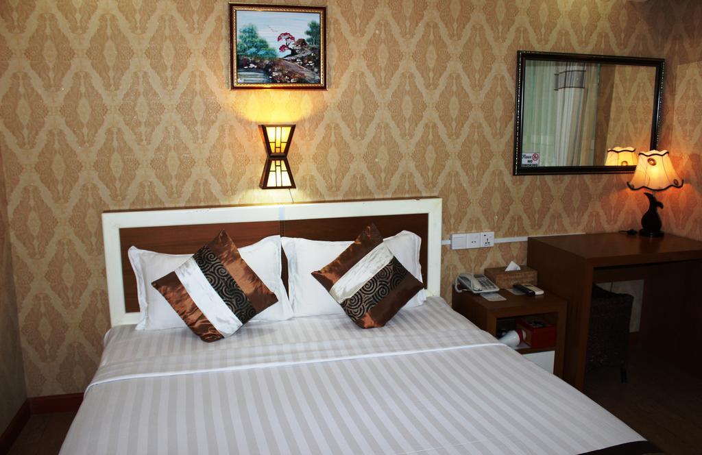 Hotel Kan Kaw Γιανγκόν Εξωτερικό φωτογραφία