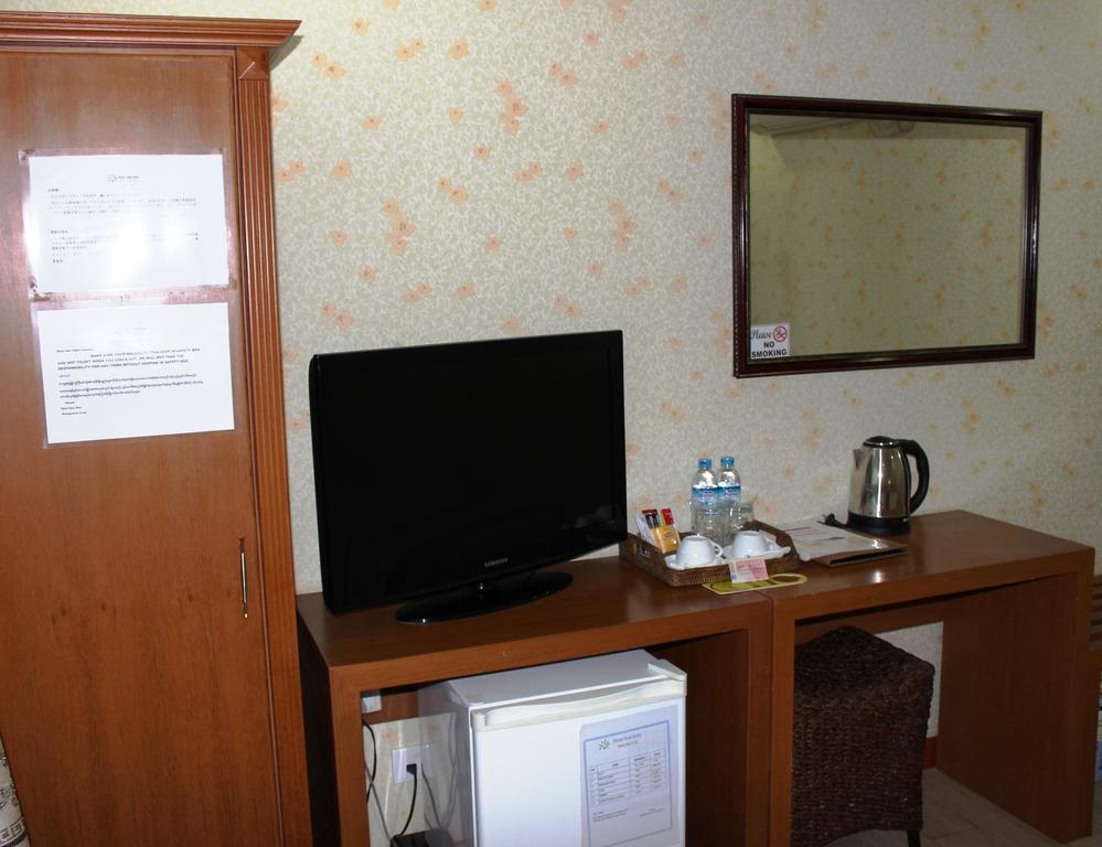 Hotel Kan Kaw Γιανγκόν Εξωτερικό φωτογραφία