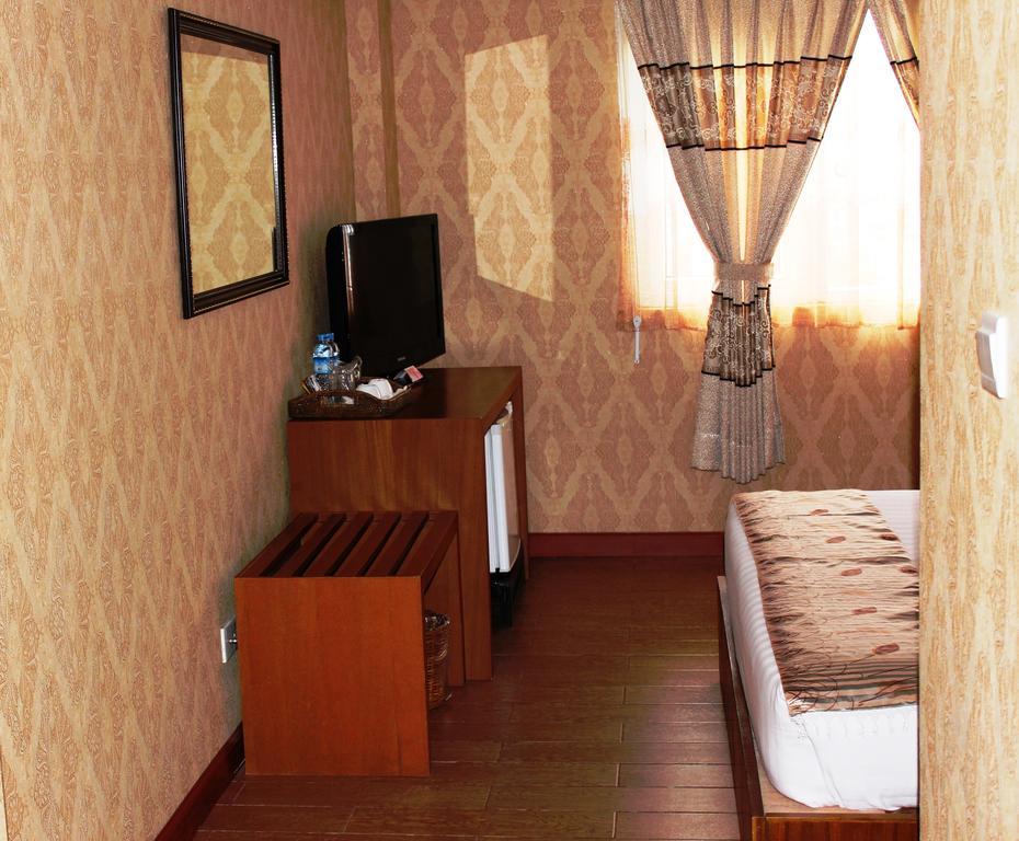 Hotel Kan Kaw Γιανγκόν Εξωτερικό φωτογραφία