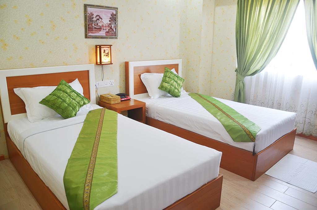 Hotel Kan Kaw Γιανγκόν Εξωτερικό φωτογραφία